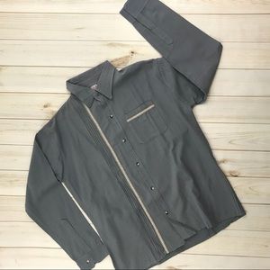 Gray Guayabera shirt with white embroidery size 40
